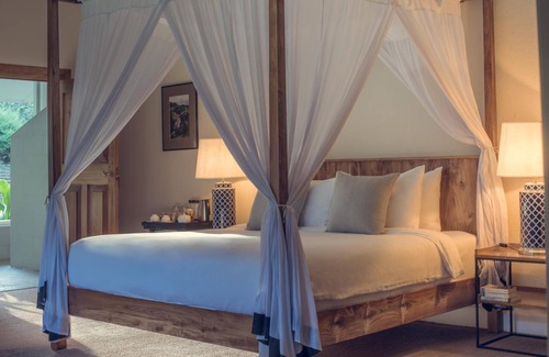 Demodera Hotel | Nine Skies