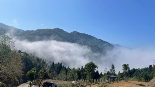 Wufeng House | Ninekm Forest Wilderness X by Tiny Away