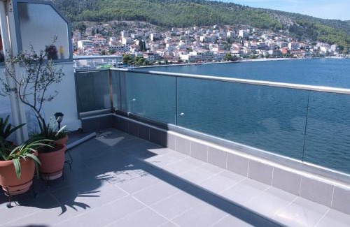 Amfilochia Apartment | NINEMIA