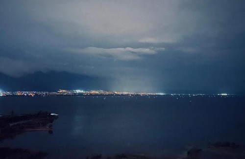 Xiaguan House | Ning-house Lake view Inn