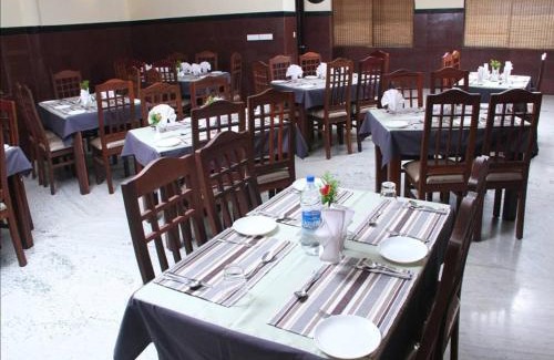 Chittilapilly Hotel | Nirmallyam Residency Hotel
