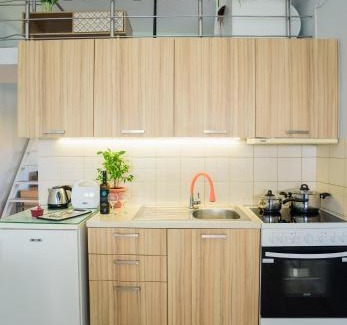 Gra Lygia Apartment | Nirou Studio by the beach