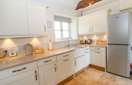 Chedworth House | NO 1 EASTINGTON, family friendly, with open fire in Northleach