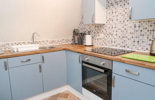 St. Ann's Chapel Cottage | NO 51 VALLEY LODGES, pet friendly, with pool in Gunnislake