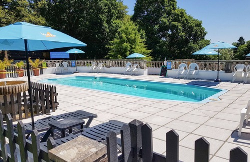 St. Ann's Chapel Cottage | NO 51 VALLEY LODGES, pet friendly, with pool in Gunnislake