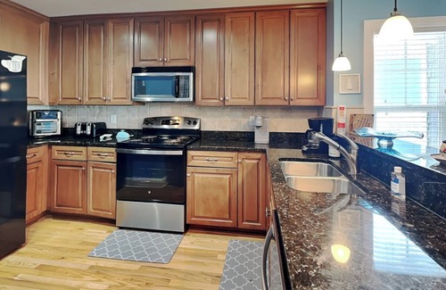 Carolina Beach House | No Worries in Paradise | Private Walkway to Beach!
