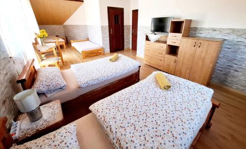 gmina Brzostek House | Nocleg Hotel Nad Stawami
