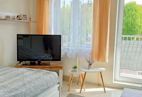 Lwowek Slaski Apartment | Noclegi, Słoneczne Mieszkanie we Lwówku Śląskim