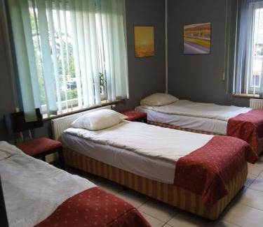 Tyniec Maly Hostel | Noclegi Tyniec