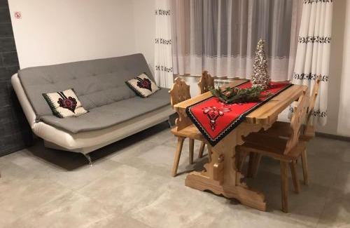 Koscielisko House | Noclegi u Sabałów