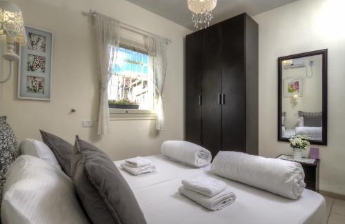 Safed Old City House | Nofesh Baatika