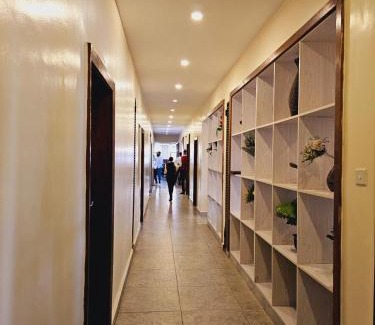 Eastleigh Hotel | Nomad Paradise Hotel