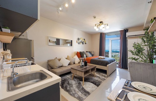 Lapu-Lapu Apartment | Nomads´ Haven - a Budget Friendly, Zen Inspired Condo studio.