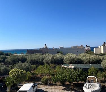 Tsoutsouros Apartment | Nomads in the south