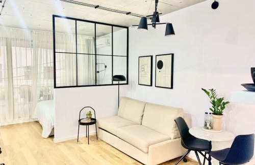 Bucharest City-Centre Apartment | Nook 3 Victoriei new building with parking and security