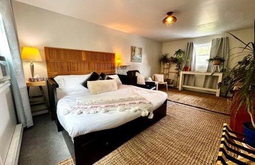 Carleton Place Apartment | NookSide Nest