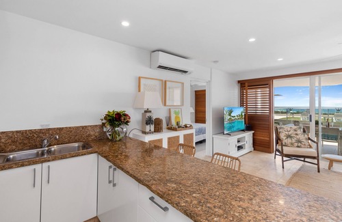 Noosa Heads Apartment | Noosa Crest Premium View Apartment 32 - Rest & Relax