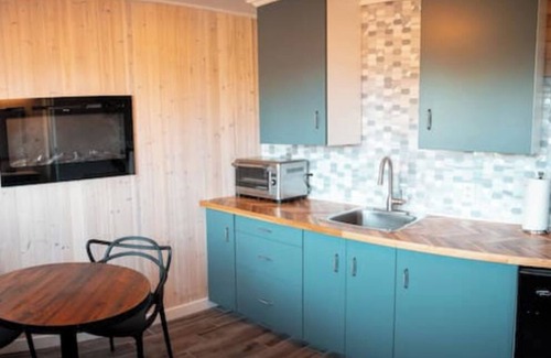 Gardner Creek Cabin | Nordic Spa Retreat on Bay of Fundy