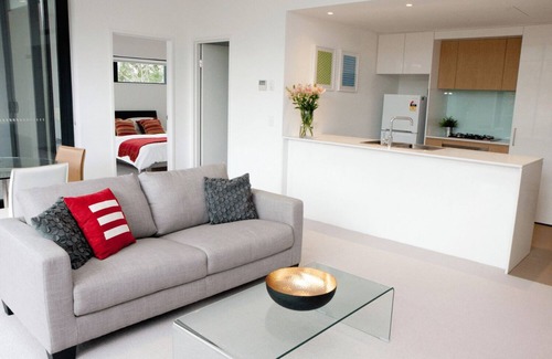 Macquarie Park Apartment | North Ryde- MP001 - Saunders Close - Executive 1BR with Balcony Resort Facilities Near Macquarie Centr