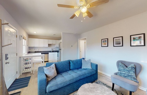 Caine Woods Condo | Northside condo near the beach with private balcony, full kitchen, AC, & W/D