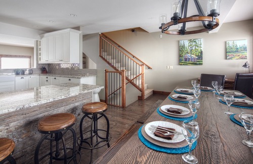 East Kootenay Ski Chalet | Northstar Chalet -Ski In/Ski Out, Private Hot Tub, Stay for 3 nights/Pay for 2*