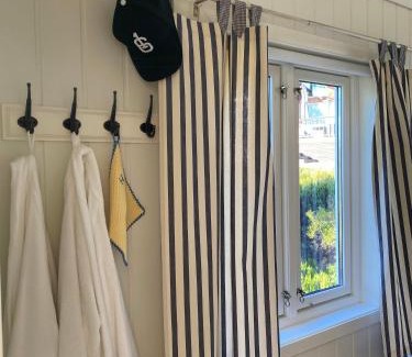 Vegarshei House | Norwegian Cabin Vibes With View In Vegårshei