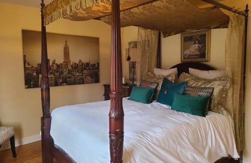 Halifax Apartment | Nostalgic Enchanting Home