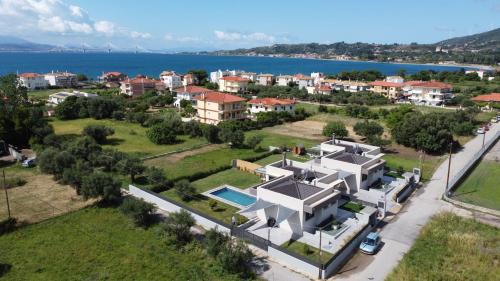 Gefira Mpania Villa | Nostos Luxury Villas with Private Pool in Nafpaktos