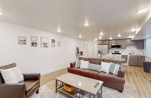 Hyrum House | Notable Apartment - Mountain Views, Kitchen, & W/D