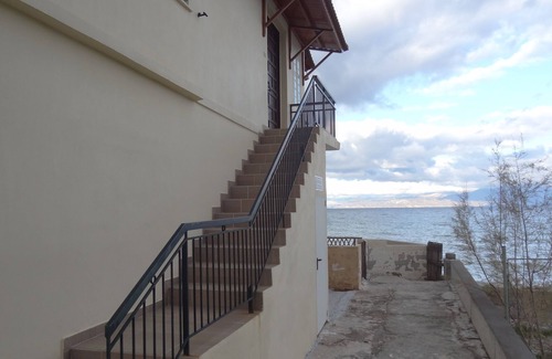 Kato Diminio House | Nothing but infinite sea of the Corinthian gulf!