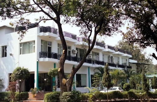 Ramnagar Hotel | Novel Resort Corbett by Urban