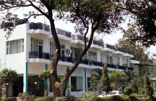 Ramnagar Hotel | Novel Resort Corbett by Urban