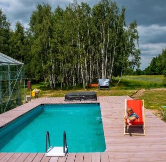gmina Rusiec Apartment | Nowa Wola 58 - 200qm appartment in a small village, with pool, sauna and big garden