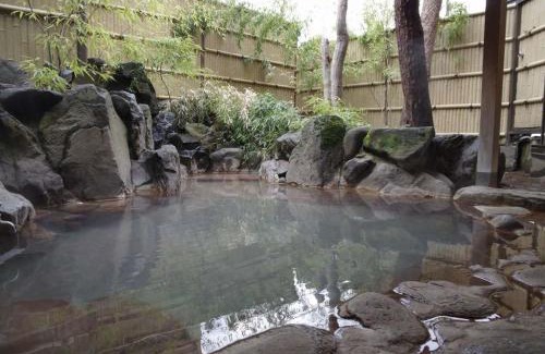 Yudanaka Shibu Onsen Hostel | NOZARU ONSEN HOSTEL