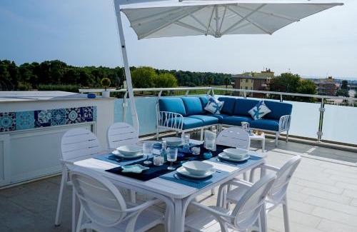 Lido di Campomarino Apartment | NSM Blumarine Attico con servizio spiaggia
