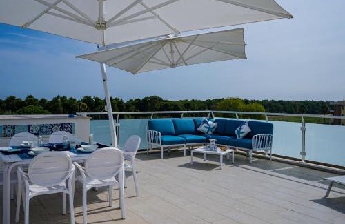 Lido di Campomarino Apartment | NSM Blumarine Attico con servizio spiaggia