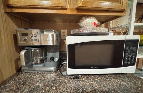 Queens Apartment | nSpacious Quaint Central Studio