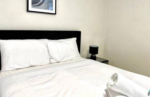 Strathfield Apartment | NSTR016-201A · Aircabin | Strathfield | Walk to Station | 2 Beds