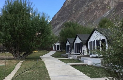 Hunder RV Rental | Nubra Summer Camp