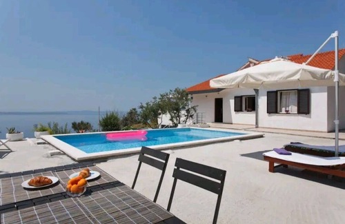 Srinjine Villa | Nudists friendly villa with pool and privacy