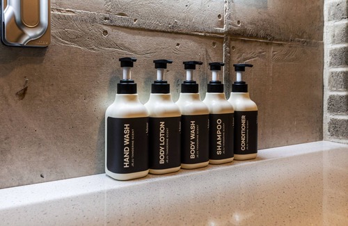 Downtown Resort | Nueve Poolvilla And Resort