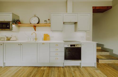 Walton-in-Gordano Apartment | Number 2 Puddies at The Old Dairy Clevedon