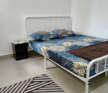 Pulau Sebang Apartment | NurrCha Homestay Afamosa near WaterparklHondalUniKL