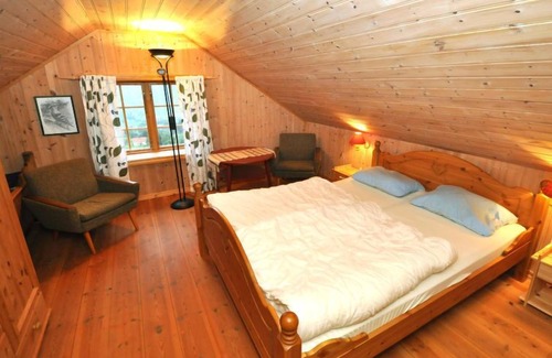 Innvik House | Nystova by Interhome