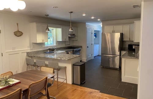 Oak Bluffs House | Oak Bluffs Family Retreat - Private Roundabout, Walk to the Beach & Downtown OB.