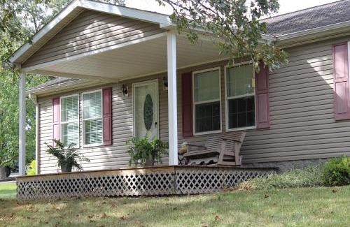 Crofton House | Oak Ridge Retreat