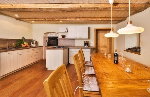 Loitzendorf House | Oberprill Modern retreat