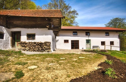 Loitzendorf House | Oberprill Modern retreat