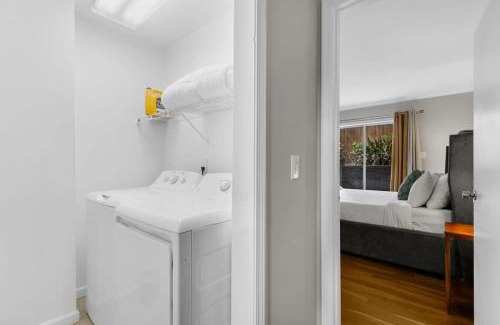 Crestline Heights House | Observatory Drive Terrace House