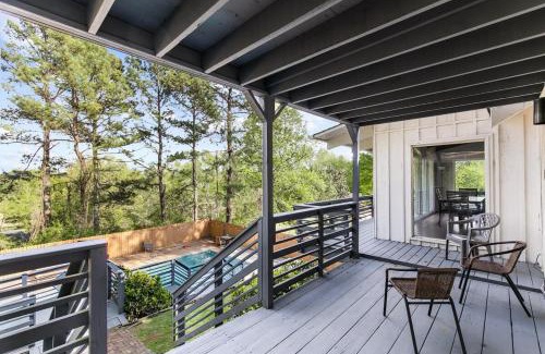 Crestline Heights House | Observatory Drive Terrace House